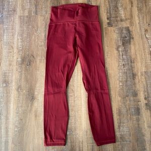 Deep rouge train times tight Lululemon sz 6